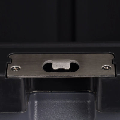 Image::Default Title::Built-in bottle opener